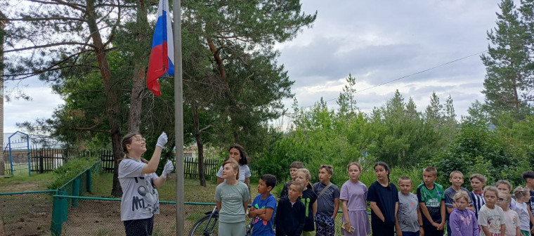 Открытие летнего школьного лагеря «Луч»!.